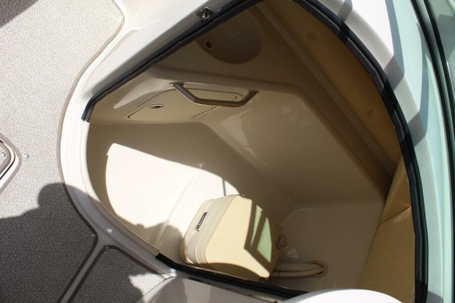 2008 Sea Ray 240 Sundeck