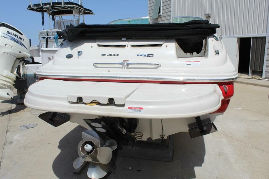 2008 Sea Ray 240 Sundeck
