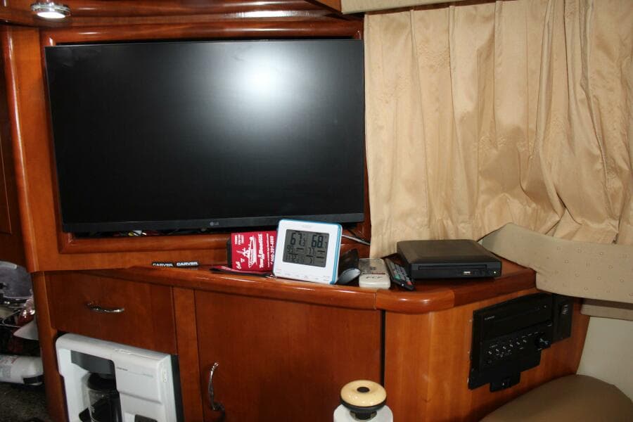 2004 Carver 360 Mariner