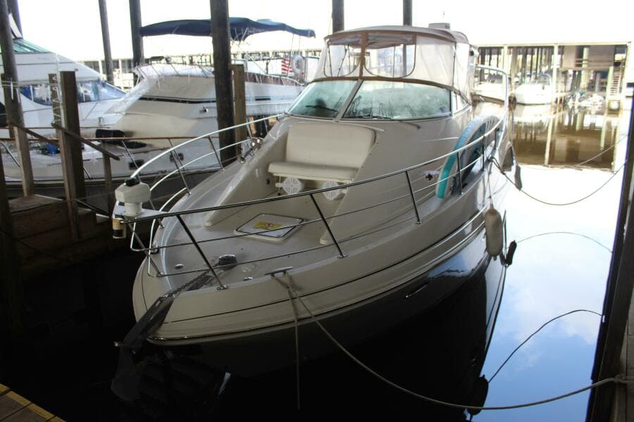 2004 Carver 360 Mariner