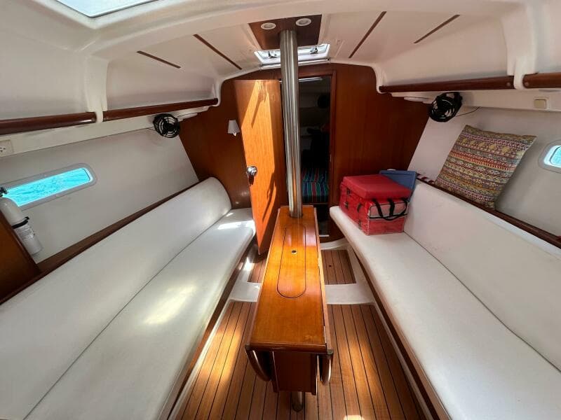 2007 Beneteau Oceanis Clipper 323