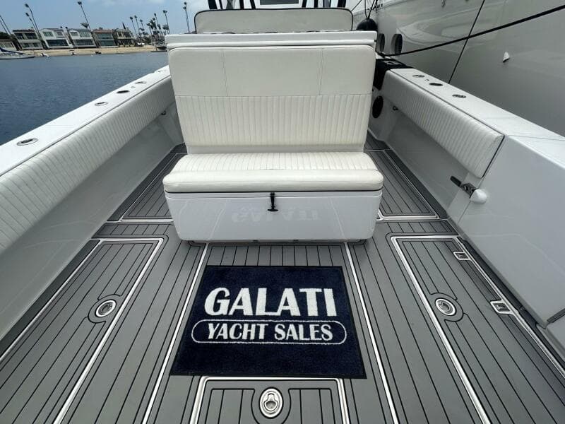 2019 SeaHunter 39 CC - CHIRON39