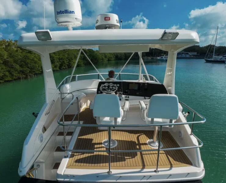 2003 Silverton 42 Convertible