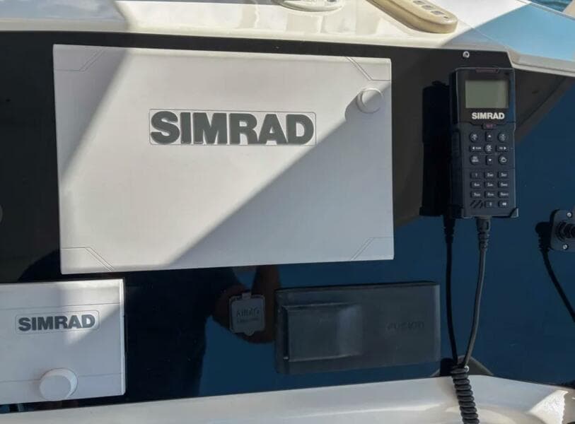 2003 Silverton 42 Convertible