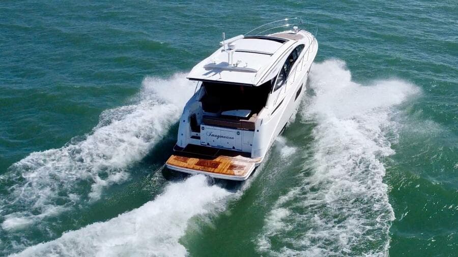 2017 Sea Ray 400 Sundancer