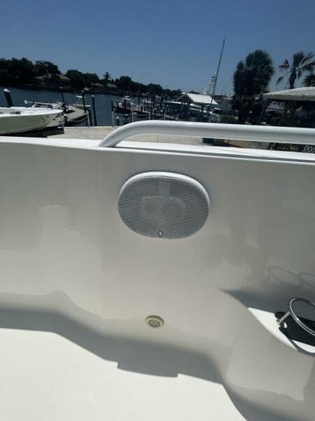 2007 Everglades 240CC