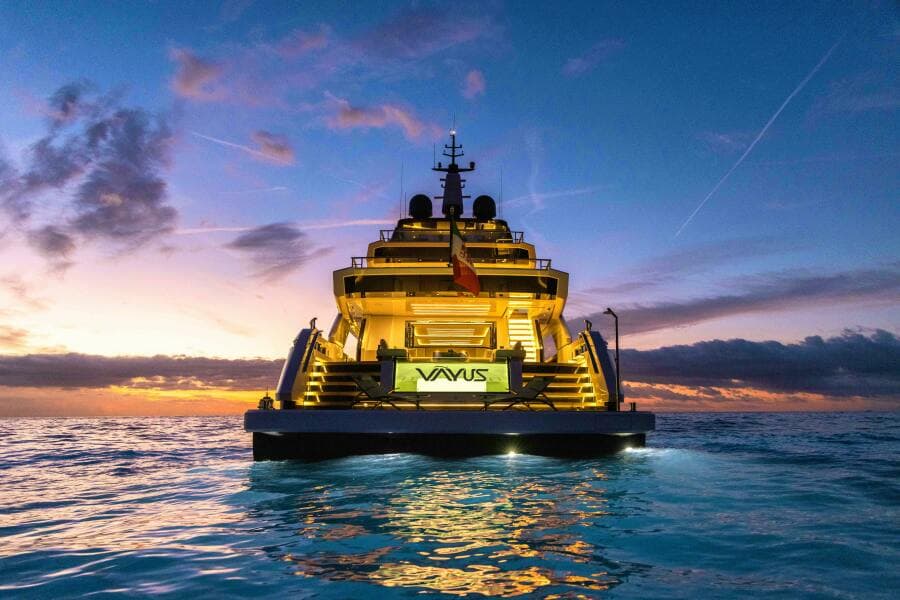 2028 Ocean King DUCALE 120