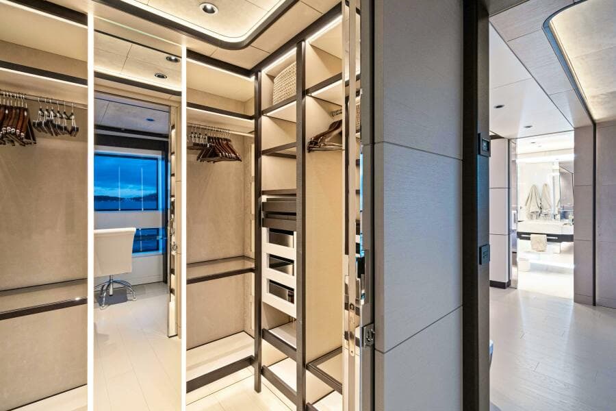 2028 Ocean King DUCALE 120