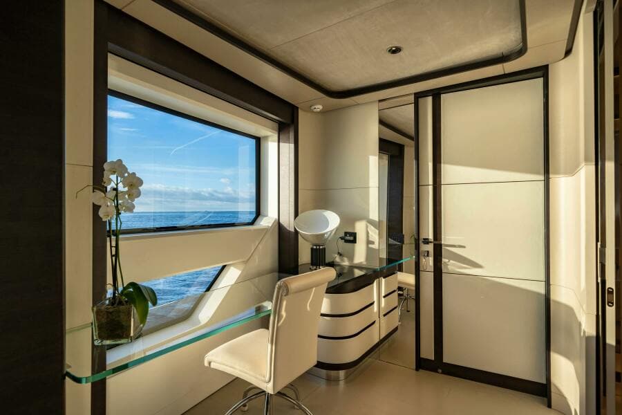 2028 Ocean King DUCALE 120