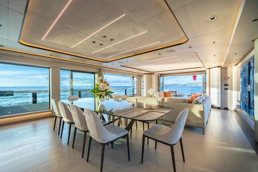 2028 Ocean King DUCALE 120