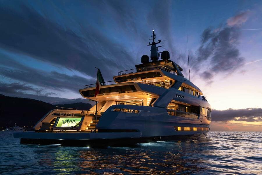 2028 Ocean King DUCALE 120