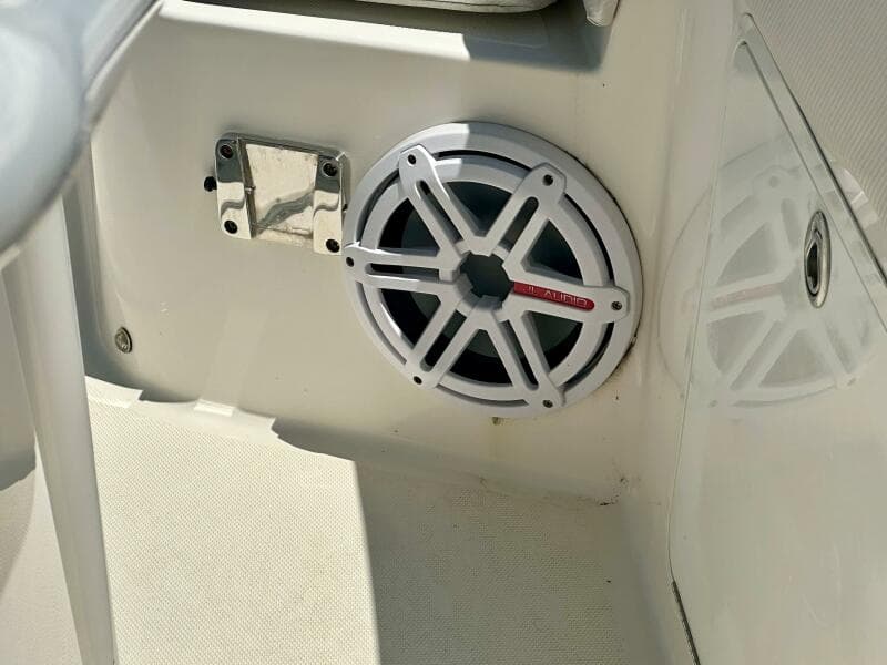 2019 Wellcraft 262 Fisherman boat interior with marine speaker and stainless steel fixture.