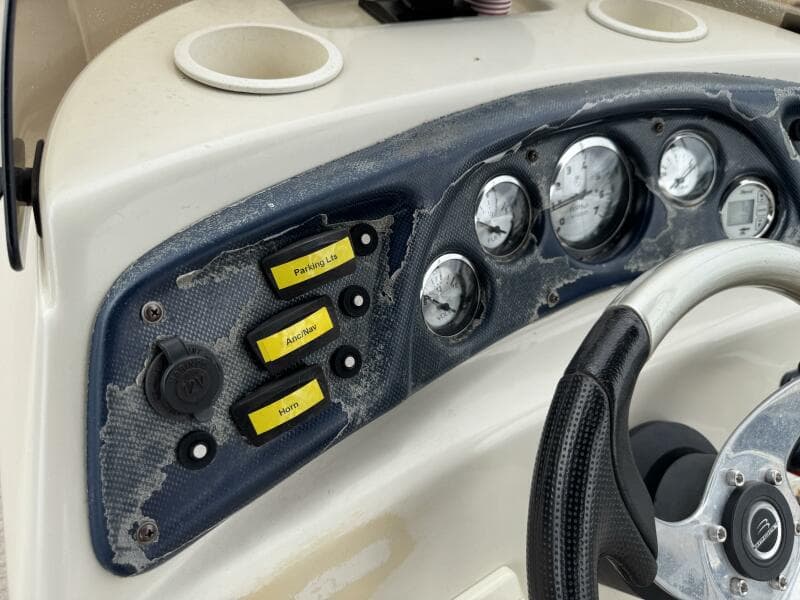 2002 Bennington 257L Pontoon Boat