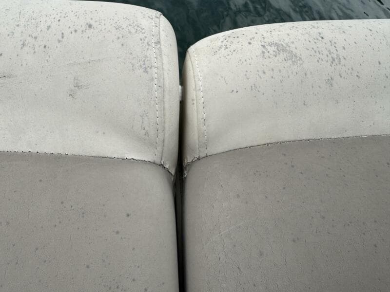 2002 Bennington 257L Pontoon Boat