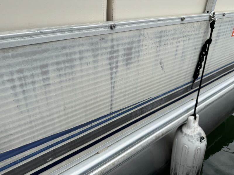 2002 Bennington 257L Pontoon Boat