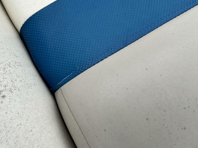 2002 Bennington 257L Pontoon Boat