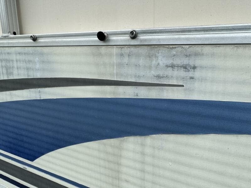 2002 Bennington 257L Pontoon Boat