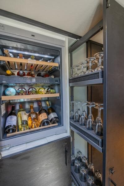 2023 Vanquish Yachts VQ58