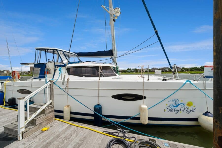2014 Fountaine Pajot  - Photo 13