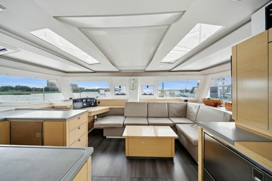 2014 Fountaine Pajot  - Photo 34