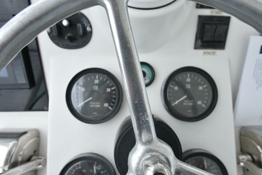 2001 Luhrs 340 Convertible Power 9793673 978240351 0 140520250904 15