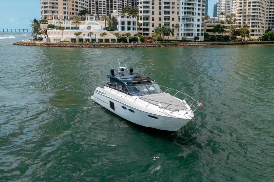 2012 Princess V52