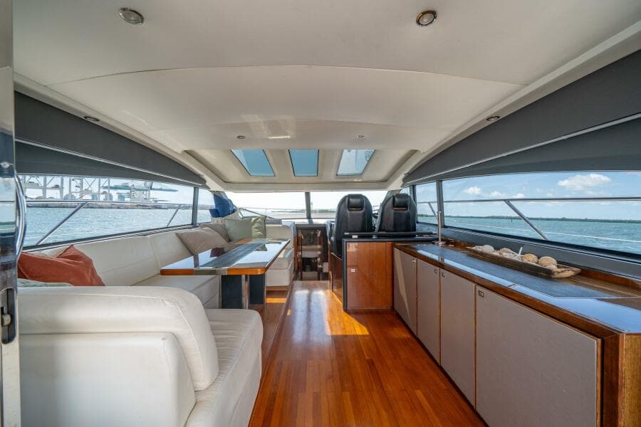 2012 Princess V52