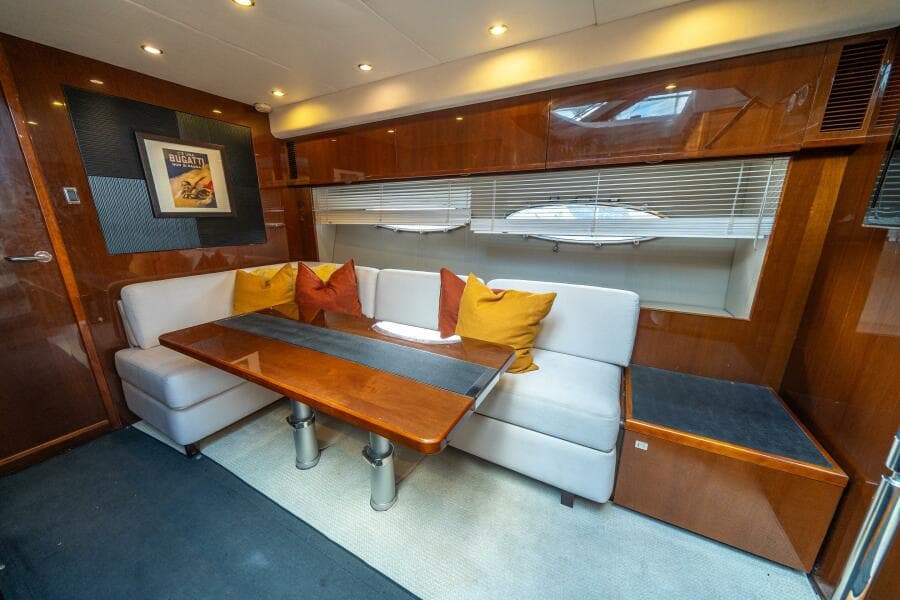 2012 Princess V52
