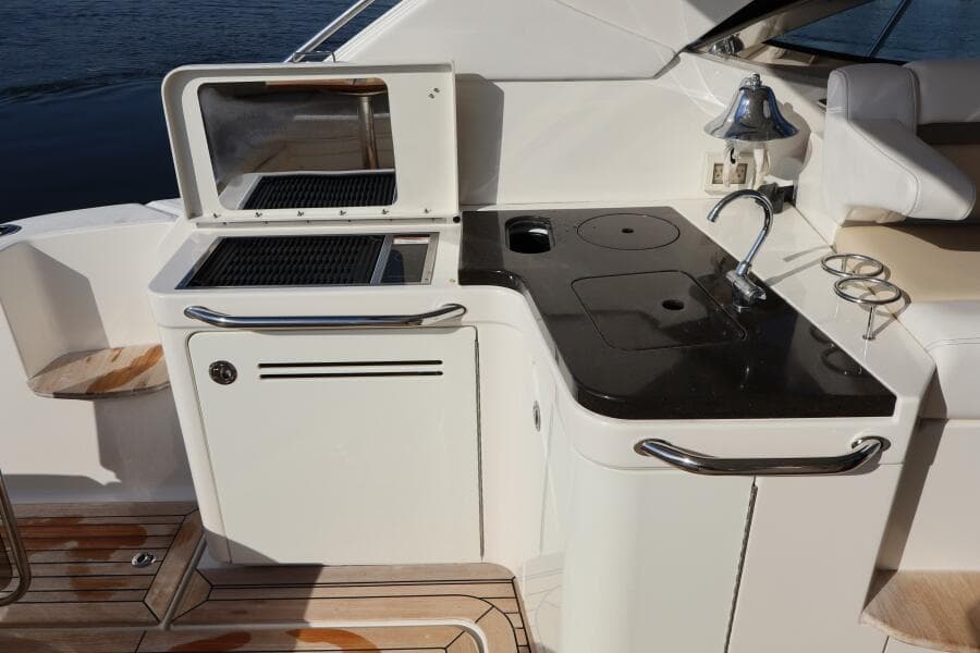 2015 Sea Ray 410 Sundancer- SOMEDAY- Grilling Station