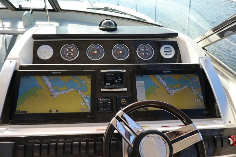 2015 Sea Ray 410 Sundancer- SOMEDAY- Helm