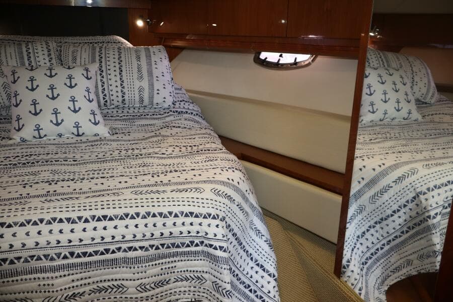 2015 Sea Ray 410 Sundancer- SOMEDAY- Master Stateroom
