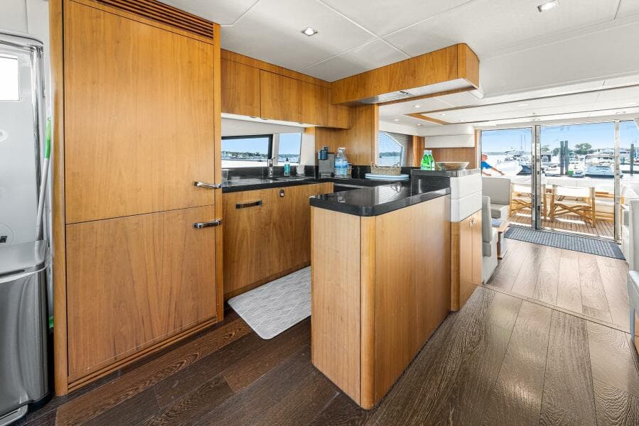 2016 Sunseeker Manhattan 65