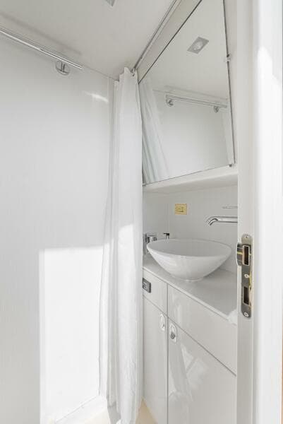 2016 Sunseeker Manhattan 65