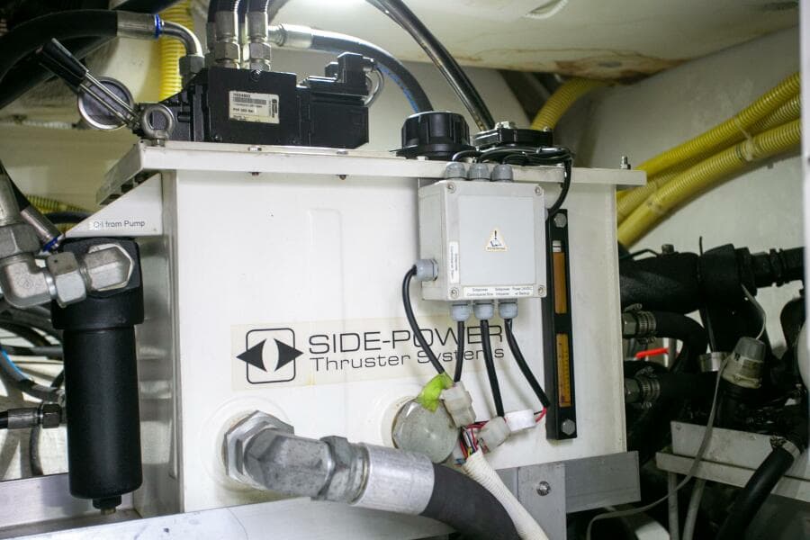 2014 Fairline Squadron 65