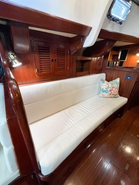 1986 Tayana Vancouver 42