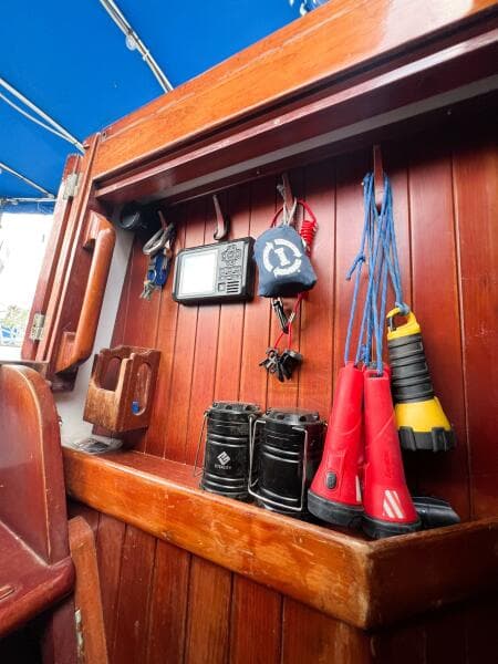 1986 Tayana Vancouver 42