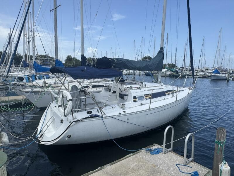 1988 Beneteau First 285