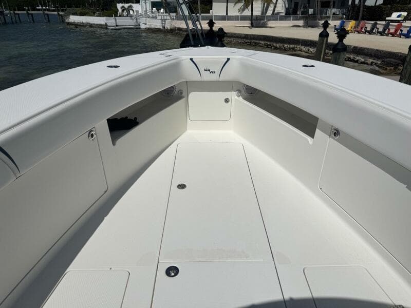 2014 SeaVee 390B Center Console