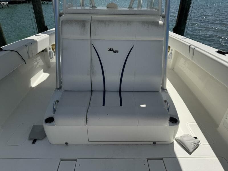 2014 SeaVee 390B Center Console