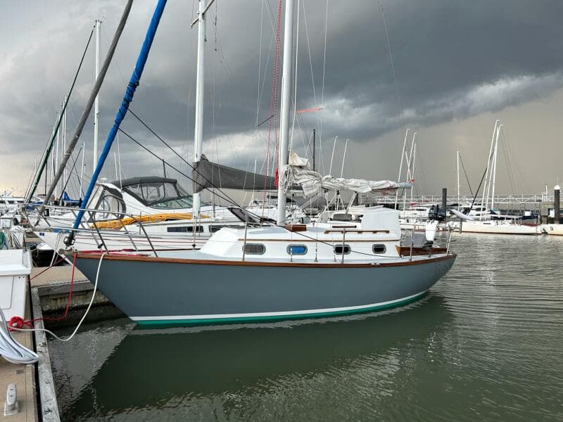 1985 Cape Dory  - Photo 2
