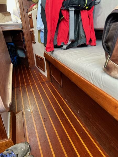 1985 Cape Dory  - Photo 52
