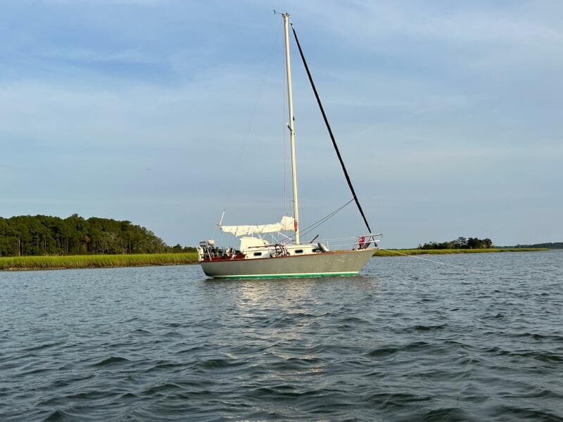 1985 Cape Dory  - Photo 6