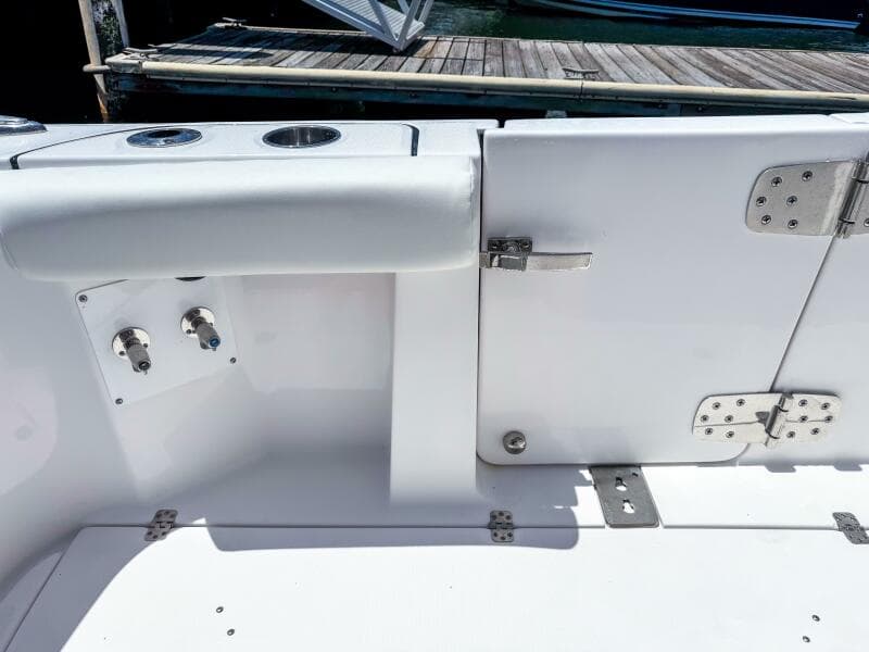 2025 Edgewater 370CC