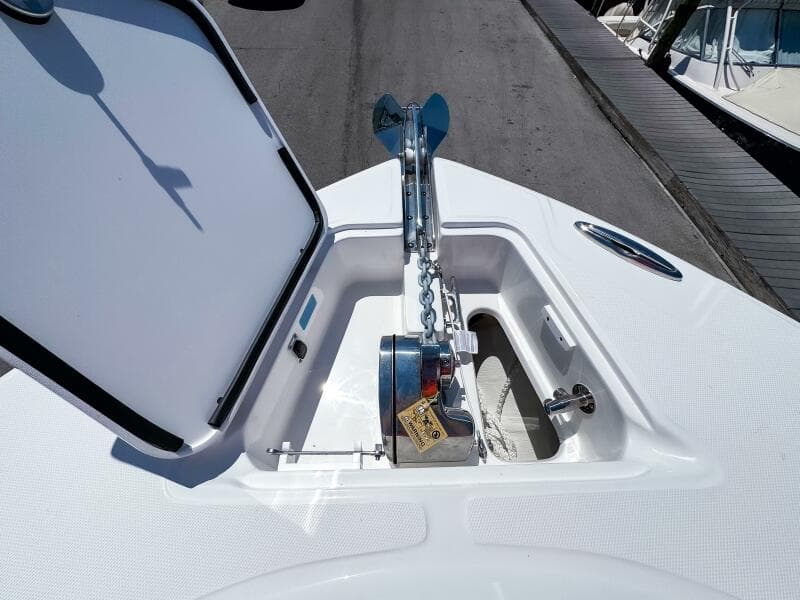 2025 Edgewater 325CC