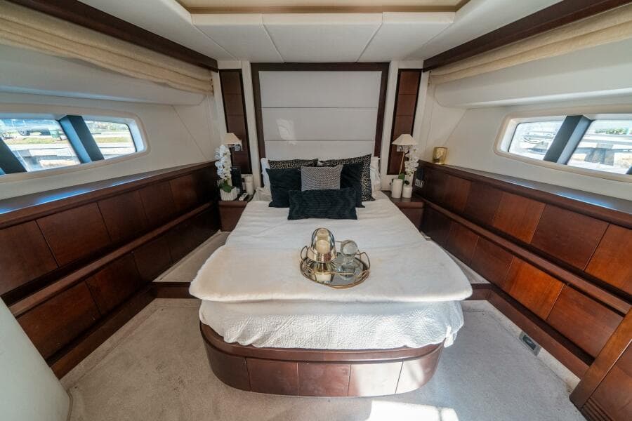2010 Azimut 75 Fly