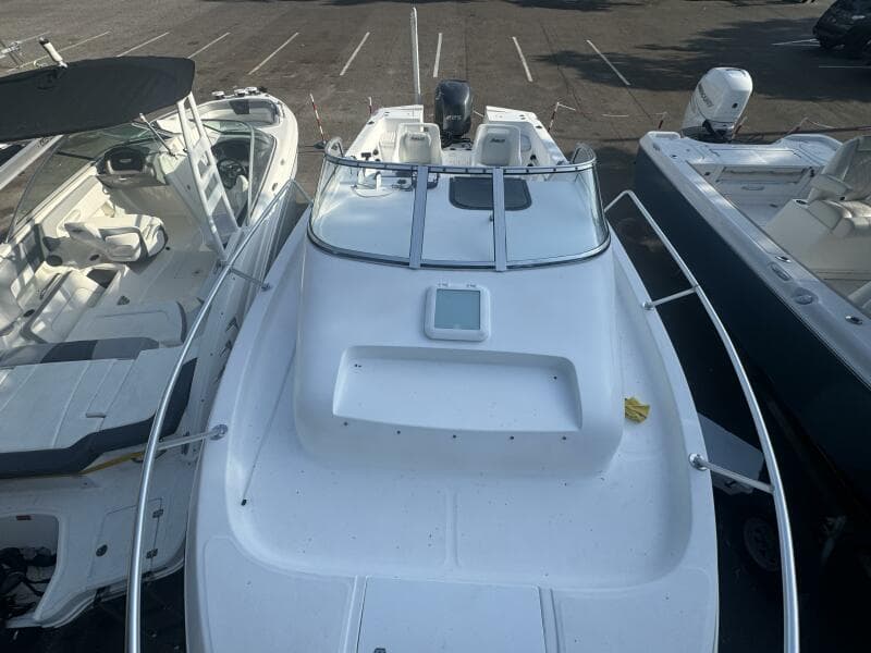 2004 Angler 220 Walkaround