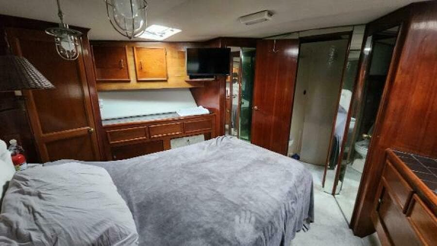 1989 Ocean Yachts 55