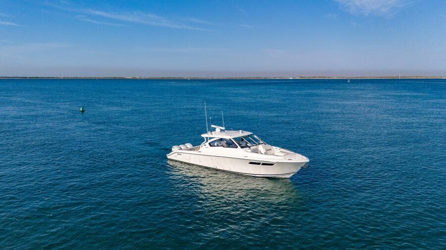 Pursuit 365 MISS MORGAN III - Exterior 