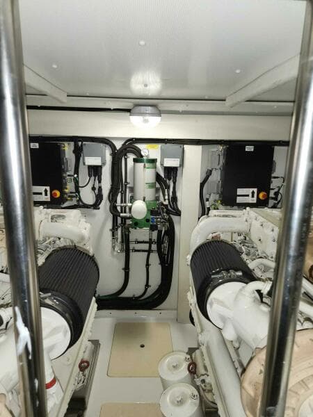 2014 Azimut Flybridge