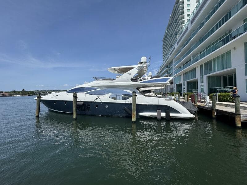 2014 Azimut Flybridge